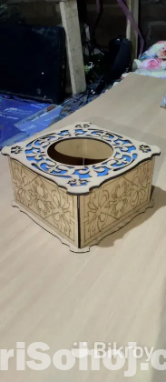 Tissue box